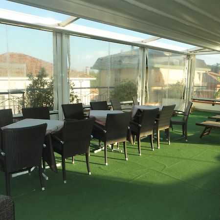 Hotel Cadiz Rimini Esterno foto
