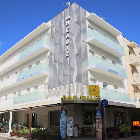 Hotel Cadiz Rimini Esterno foto